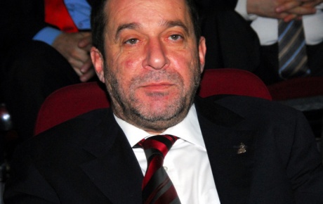Serdar Denktaş yeniden genel başkan