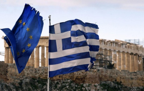 Yunanistanın kredi notu yükseldi