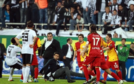 Beşiktaşa derbi cezası