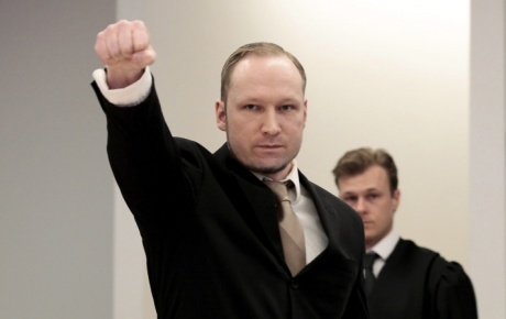 Breivik o selamdan vazgeçti