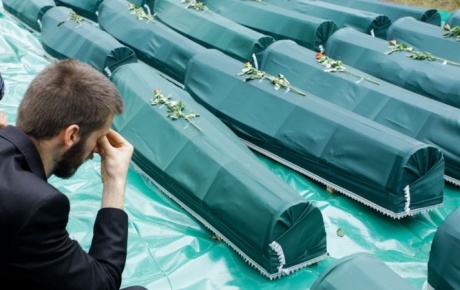 Srebrenitsa soykırım kurbanları Üsküpte anıldı