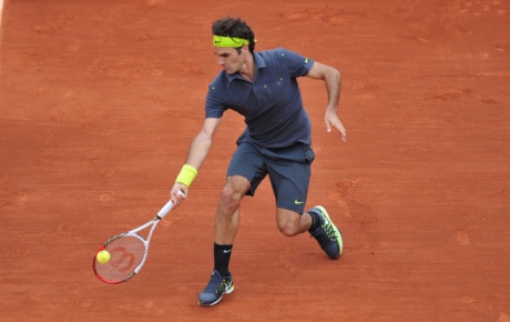 Federer üçüncü turda