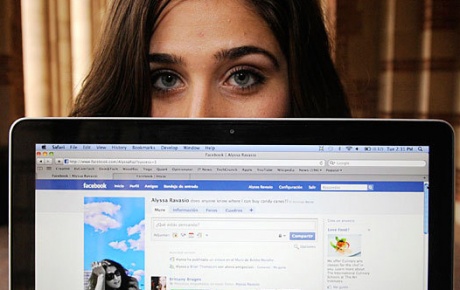 Facebookta düşülen 9 tuzak
