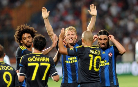 Fenerbahçe Romanyada şov yaptı