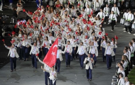 Londradaki Türk bayrağı açık artırmada
