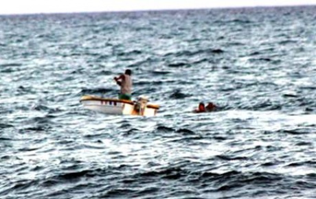 Teknede 50 göçmenin cesedi bulundu