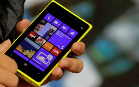 Nokia Lumiada satış rekoru kırdı