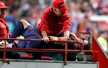 Puyolun kolu kırıldı