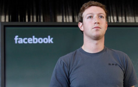 Facebook, Zuckerbergi rehin aldı!