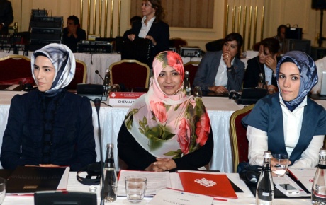 Sümeyye Erdoğandan liderlik paneli