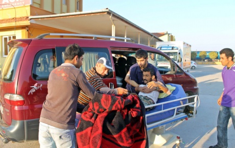 Suriyeli 10 yaralı Türkiyeye getirildi