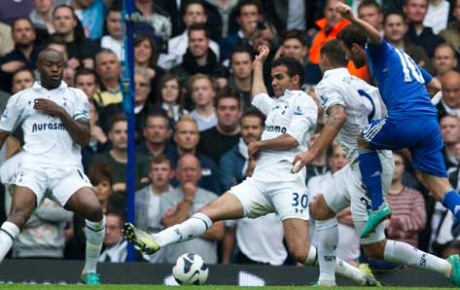 Chelsea, Tottenhamı Matayla devirdi