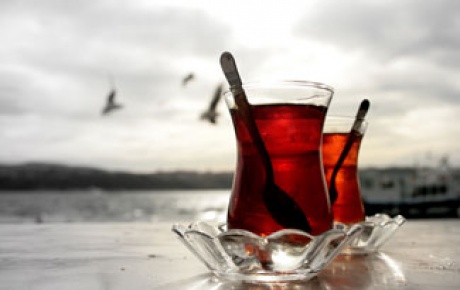 Türkiyede çay içmenin raconu