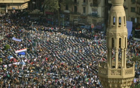 Tahrir Meydanında iki milyon gösterici