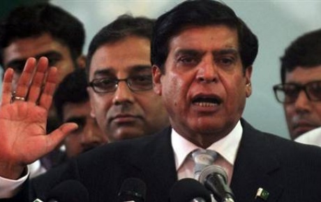 Pakistan başbakanı cezaevine konuldu