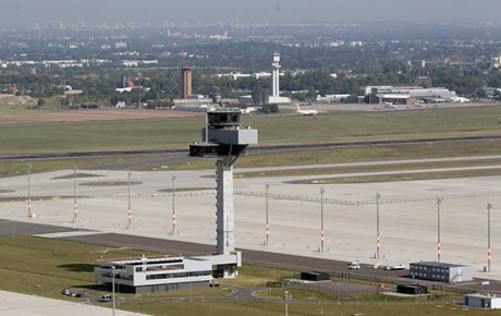 Berlinde havalimanı skandalı