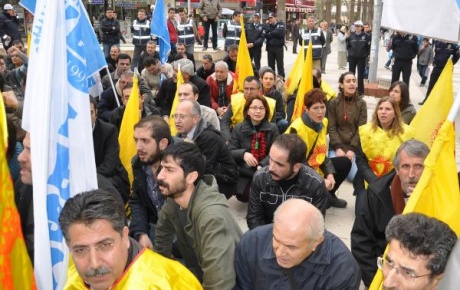 Sendikalardan Gezi grevi