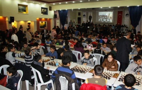 Çubuk Kaymakamlığından satranç turnuvası