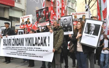 Ergenekon mütalaası protesto edildi