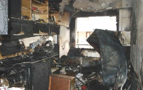 Tartıştığı kız arkadaşının evini yaktı