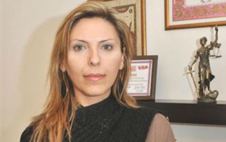 Kadın avukata polis şiddeti iddiası
