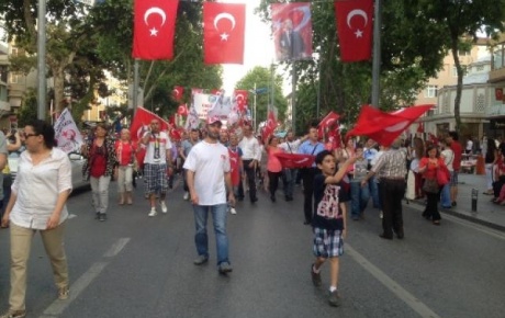 Kadıköylüler 19 Mayısı kutladı